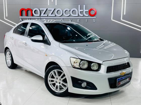 CHEVROLET SONIC 1.6 LTZ SEDAN 16V FLEX 4P AUTOMÁTICO CHEVROLET SONIC 1.6 LTZ SEDAN 16V FLEX 4P AUTOMÁTICO
